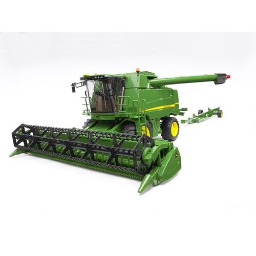 Bruder Bruder 02132 - John Deere T670I Combine
