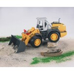 Bruder 02430 - Liebherr shovel L574