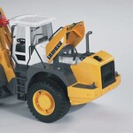 Bruder 02430 - Liebherr shovel L574