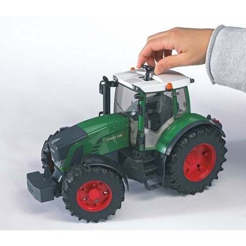 Bruder Bruder 03040 - Fendt 936 Tractor