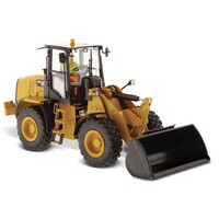 Diecast Masters CAT 910K wiellader / shovel (1:32)