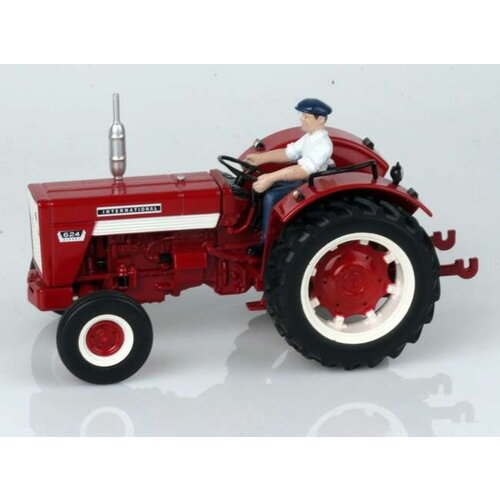 Replicagri IH International 624 zonder cabine (1:32)