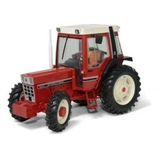 Replicagri International IH 845 XL met zwarte spatborden