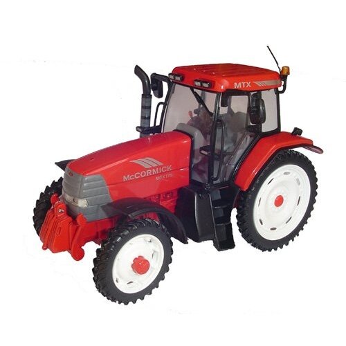 Universal Hobbies Mc Cormick MTX 175 op cultuurbanden