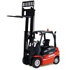 Universal Hobbies Manitou MI 25D Heftruck (1:32)