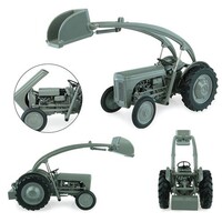 Universal Hobbies Universal Hobbies - Ferguson TEA 20 met voorlader (1:32)