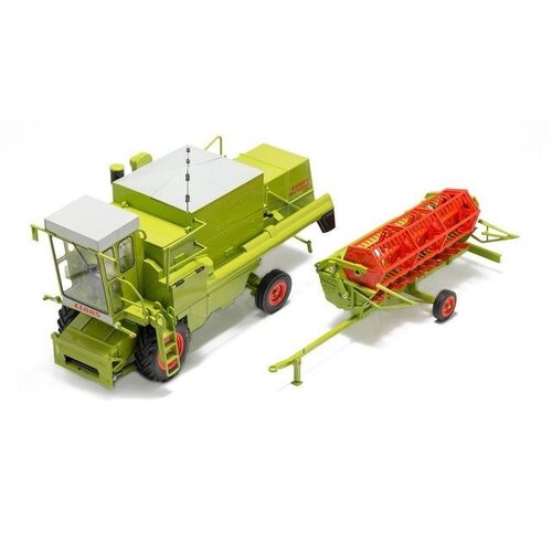 USK Scalemodels Claas Dominator 85 combine met cabine