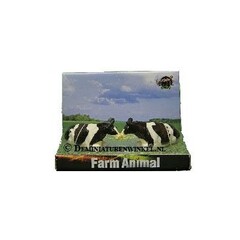 Kids Globe Friese koeien Liggend 2 stuks (1:32)