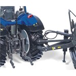Wiking Valtra T214 Tractor (1:32)