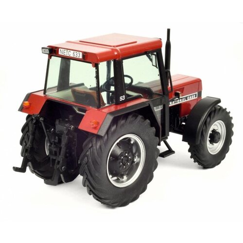 Schuco Case International 633 met cabine (1:32)