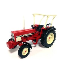Replicagri Verwacht - International IH 433 met rolbeugel tractor (1:32)