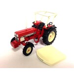 Replicagri International IH 433 met Fritsmeier dakje (1:32)