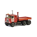 WSI Models Mack F700 6x4 met ballast box "Mammoet / Mammoth" (1:50)