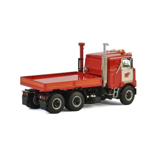 WSI Models Mack F700 6x4 met ballast box "Mammoet / Mammoth" (1:50)