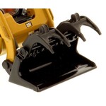 Diecast Masters CAT Caterpillar 242D skid steer loader (1:50)