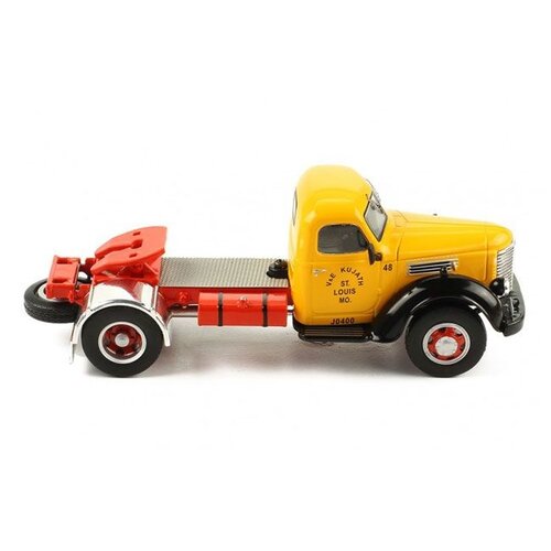 IXO Models IHC KB7 vrachtwagen (1:43)