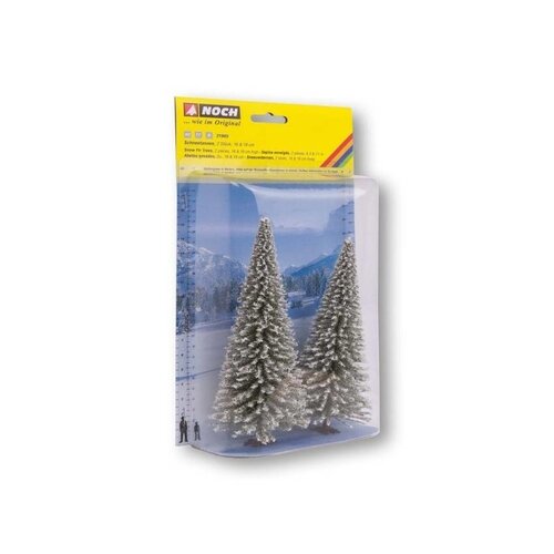 Noch 2 besneeuwde winter dennen (16 en 18 cm hoog)