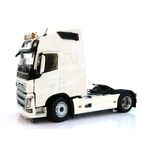 Marge Models Volvo FH16 4x2 vrachtwagen wit (1:32)