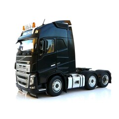 Marge Models Volvo FH16 6x2 vrachtwagen zwart (1:32)