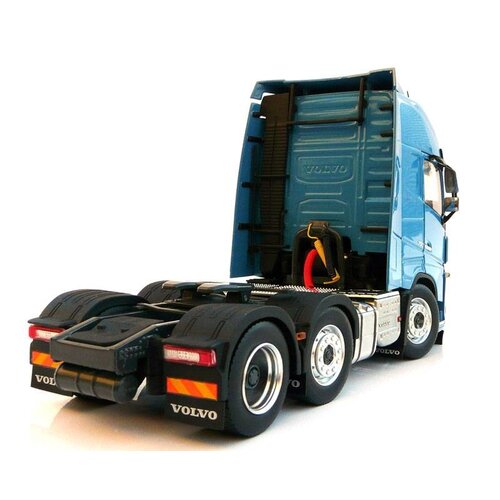 Marge Models Volvo FH16 6x2 vrachtwagen blauw (1:32)