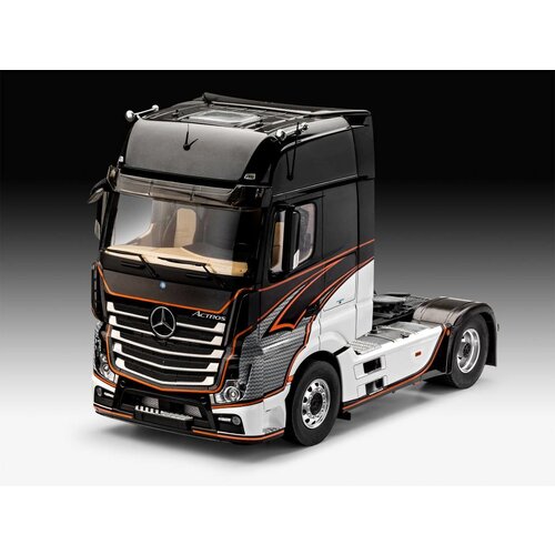 Revell Mercedes Benz Actros MP4 bouwdoos (1:24)