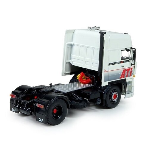 Tekno 71637 - DAF 3600 Space Cab 4x2 vrachtwagen (1:50)