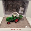 Universal Hobbies 5371 - Deutz D6005 met amazone strooier (1:32)