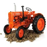 Universal Hobbies 2832 - Vendeuvre Super BB Type 31 Tractor (1:16)
