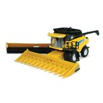 Ertl New Holland CR9080 combine (1:64)