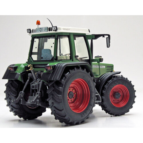 Weise Toys 1063 - Fendt Favorit 509 C Tractor (1:32)