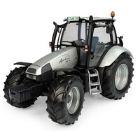 Universal Hobbies 5396 - Deutz Fahr Agrotron 120 MK3 Tractor (1:32)