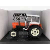 Universal Hobbies 5300 - Fiat 850 DT Super met cabine (1:32)