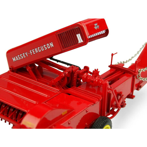 Universal Hobbies 5239 - Massey Ferguson nr.3 pakjes pers (1:32)