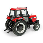 Universal Hobbies 6209 - Case International 1494 Tractor 2wd (1:32)