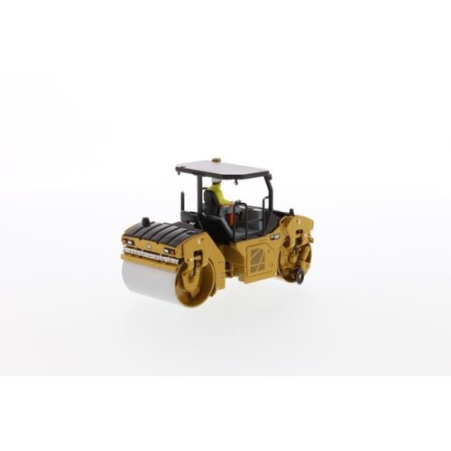 Diecast Masters CAT CB13 asfalt wals met afdakje (1:50)