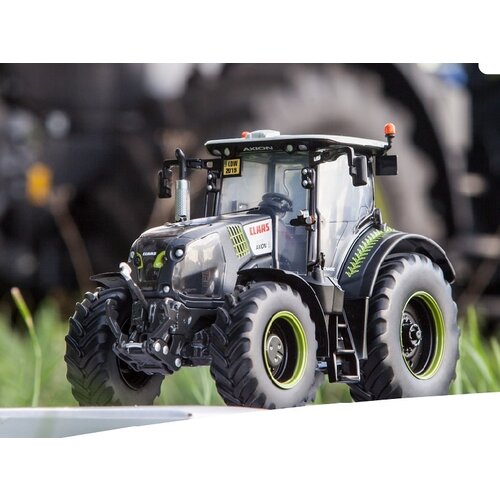 ROS Claas Axion 870 Tractor Black edition (1:32)