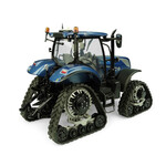 Universal Hobbies 5365 - New Holland T7.225 Blue power op rupsen (1:32)