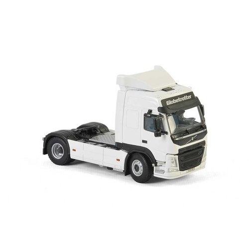 WSI Models 03-2014 - Volvo FM 4 Globetrotter vrachtwagen (1:50)