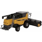Universal Hobbies Challenger 645C Combine (1:32)