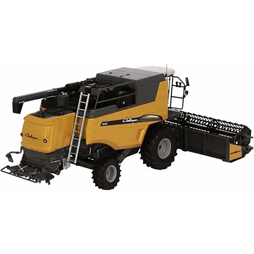 Universal Hobbies Challenger 645C Combine (1:32)