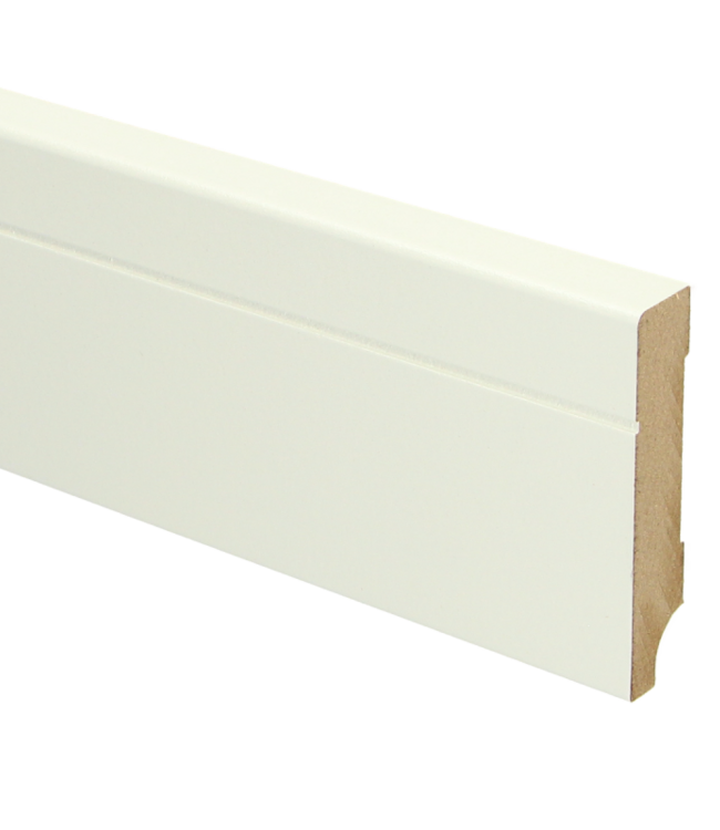 Tijdloze plint RAL 9010 gelakt