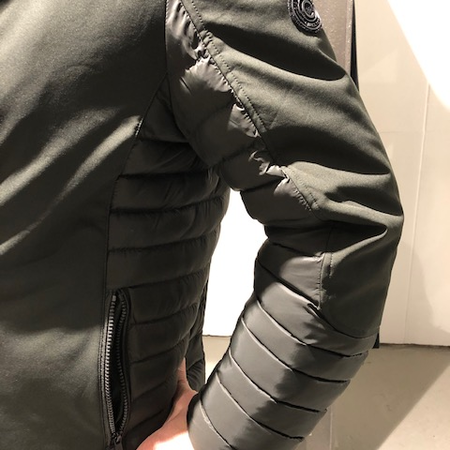 Cars Jeans Cuiness Army