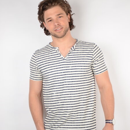 Petrol T-shirt SS V-Neck Chalk White (TSV638)