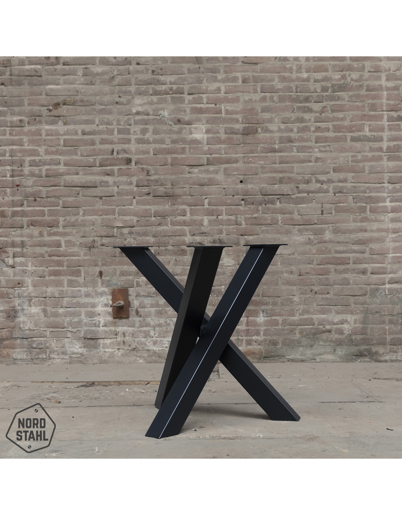 Nordstahl Nordstahl Twist Circle leg