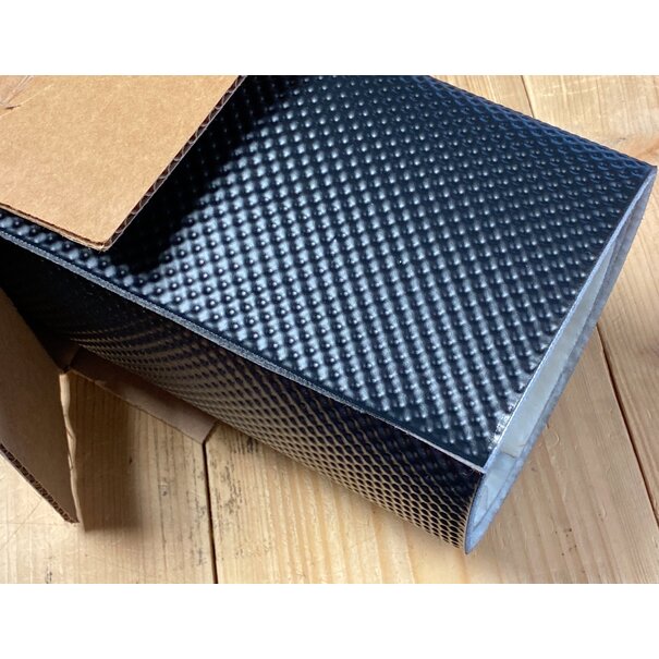 Design Engineering, Inc (DEI) 120 x 106 cm | 4 mm | Floor & Tunnel Shield II™ selbstklebend SCHWARZ | Hitzebeständiges mattes Glasfaserglas mit robuster Aluminiumschicht bis 950 ° C.
