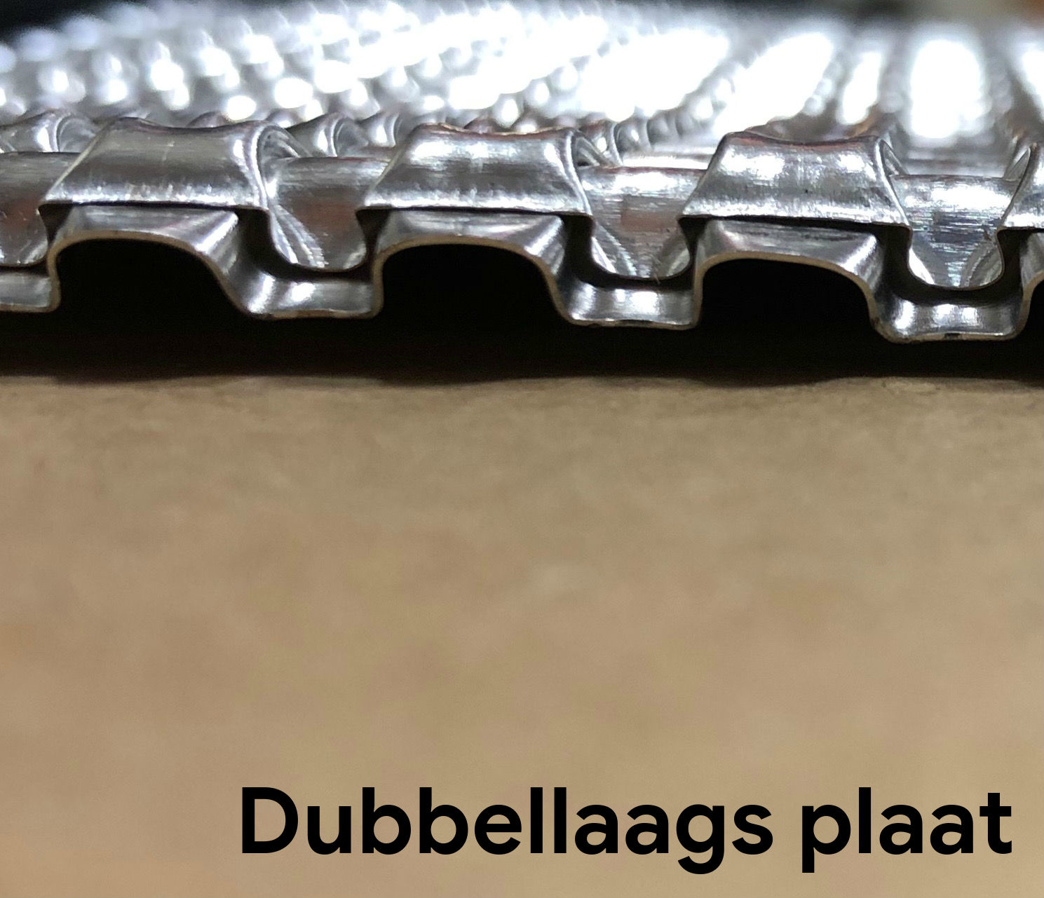 Hitzebeständige und schallabsorbierende Aluminiumplatte - Heat