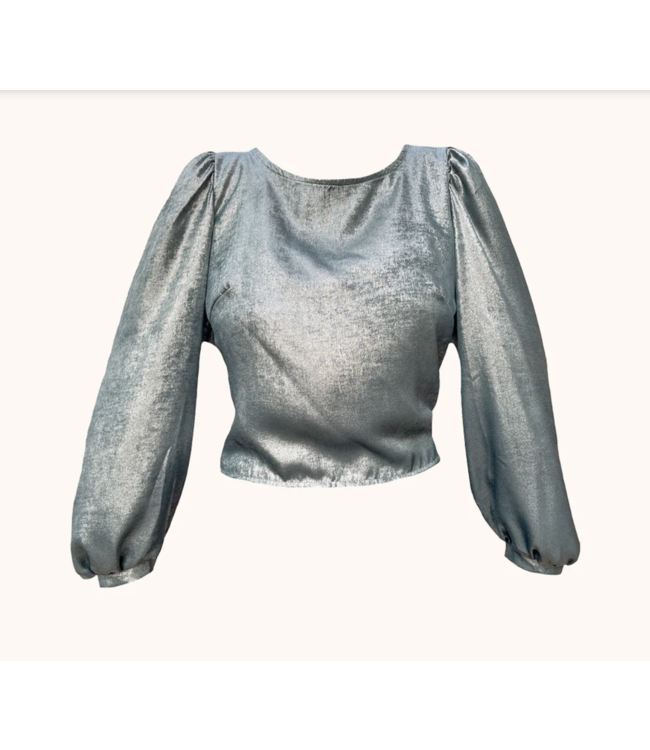 DASHOFDARING - The elle open back blouse