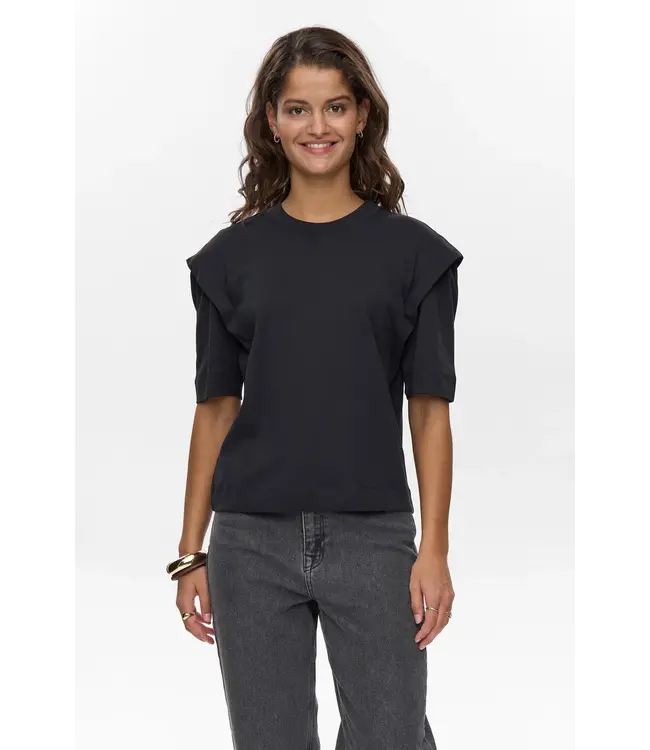 NUMPH - Nucoralee t-shirt zwart
