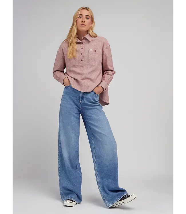 LEE - Stella take the hint