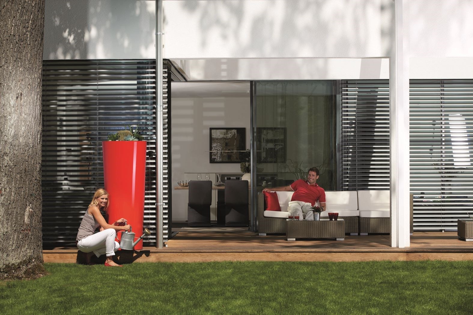 Soluvert Regenton design bloembak 2 in 1 Tomato - rood - 350L